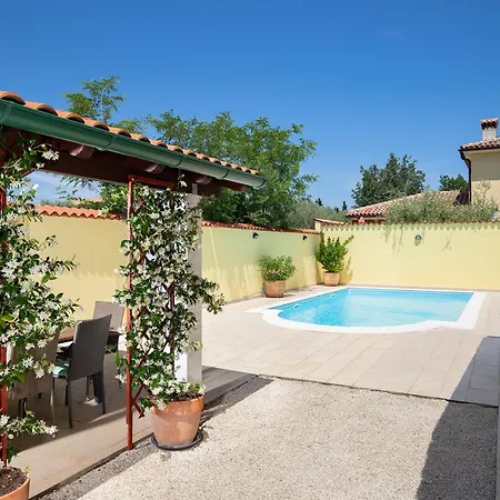 4-bedroom With Private Pool In Villa