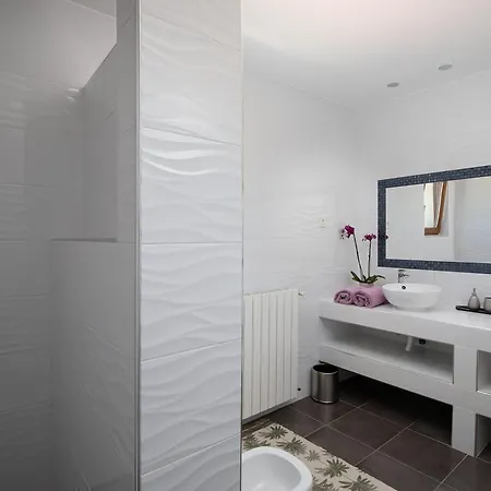 빌라 4-bedroom With Private Pool In 보드냔